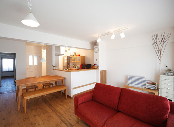 無垢材フローリングが心地良い