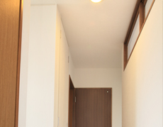 廊下の明るさを確保するためのハイサイドライト