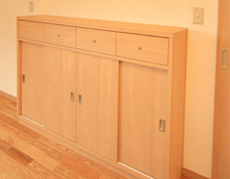 デザインにマッチした造作収納