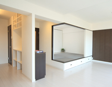 シンプルモダンな明るいリビング・ダイニング