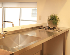 シンプルなキッチン空間